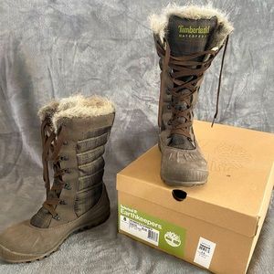 Timberland Earthkeepers Womens snow boot, Mt Holly/Gry Olive green plaid size 8